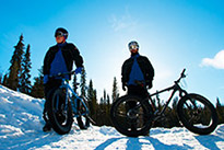 Facultatif : Louez des fat bikes, du matériel de ski de fond ou des raquettes à neige: