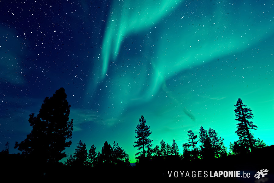 Point d'orgue d'un voyage en Laponie : l'aurore boréale, un phénomène naturel unique au monde, un jeu de lumière spectaculaire aux portes du paradis
